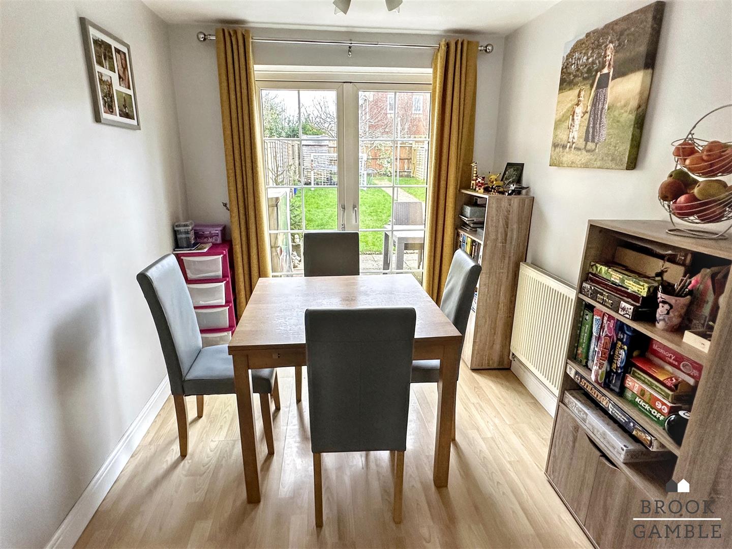 3 Bedroom House. Rockhurst Drive in Eastbourne, East Sussex 6